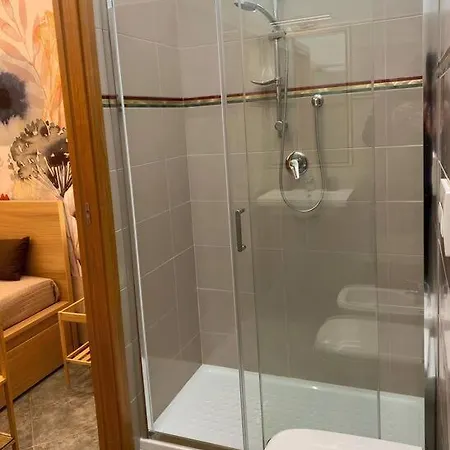 A Casa Di Era, Civico 55, *