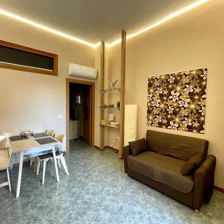 別荘 A Casa Di Era, Civico 55,